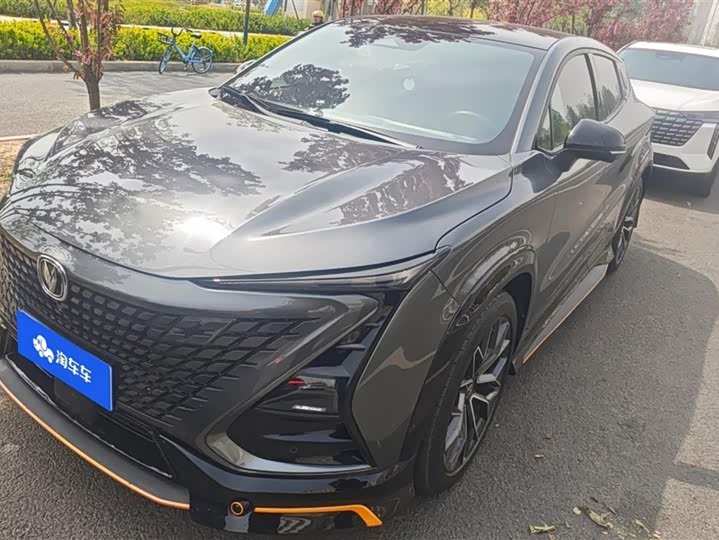 Фото 1 - Changan UNI-T