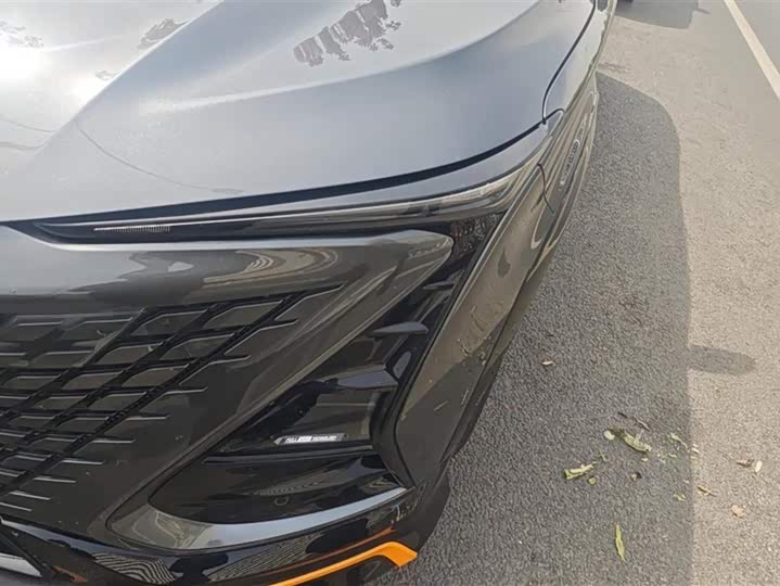 Фото 5 - Changan UNI-T