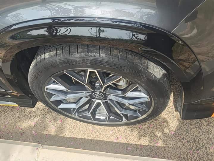 Фото 6 - Changan UNI-T