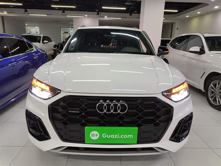 Фото 3 - Audi Q5L