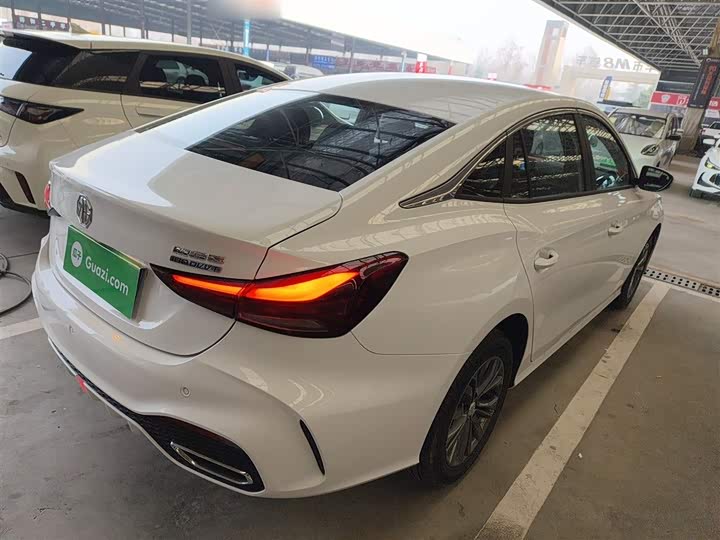 Фото 7 - MG Motor 5