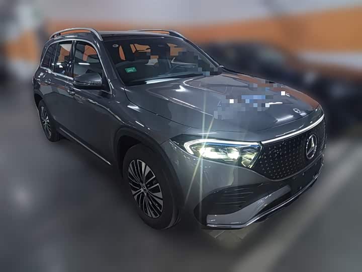 Фото 7 - Mercedes-Benz EQB