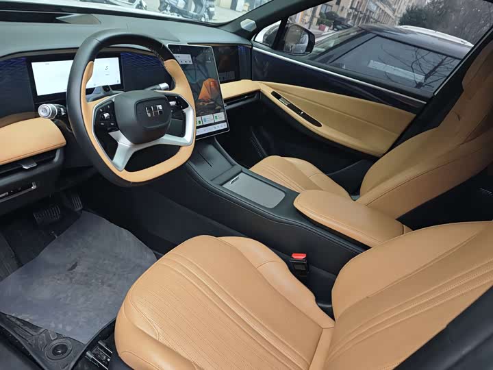 Фото 4 - Geely Galaxy L7