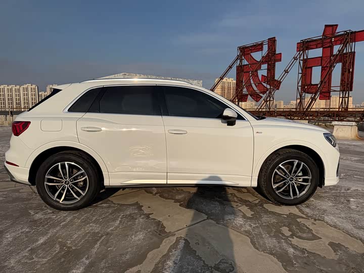 Фото 7 - Audi Q3