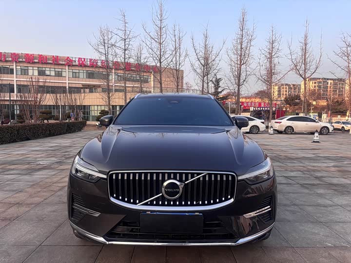 Фото 1 - Volvo XC60