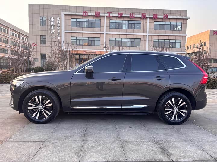 Фото 5 - Volvo XC60