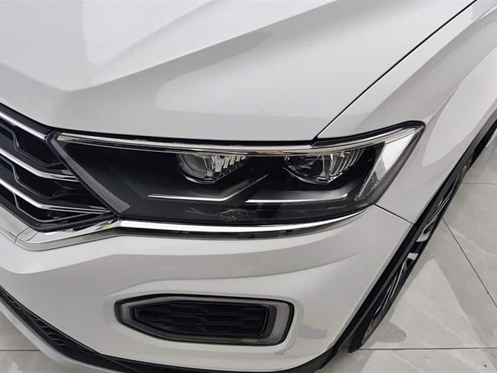 Фото 5 - Volkswagen T-Roc