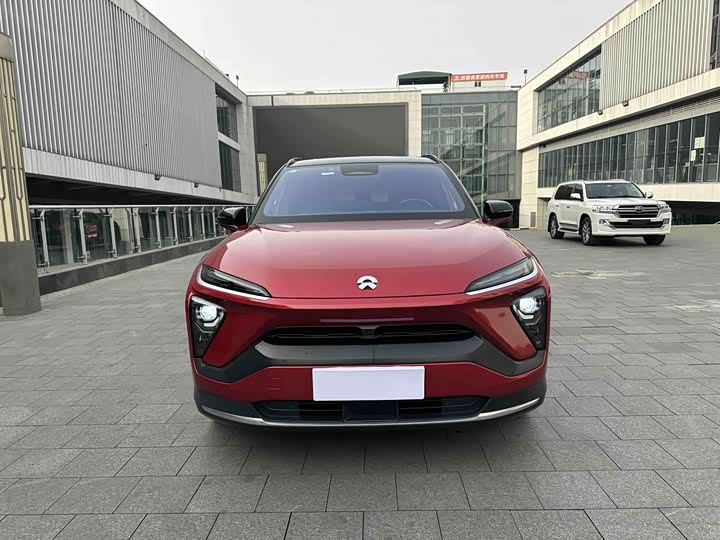 Фото 4 - Nio ES6