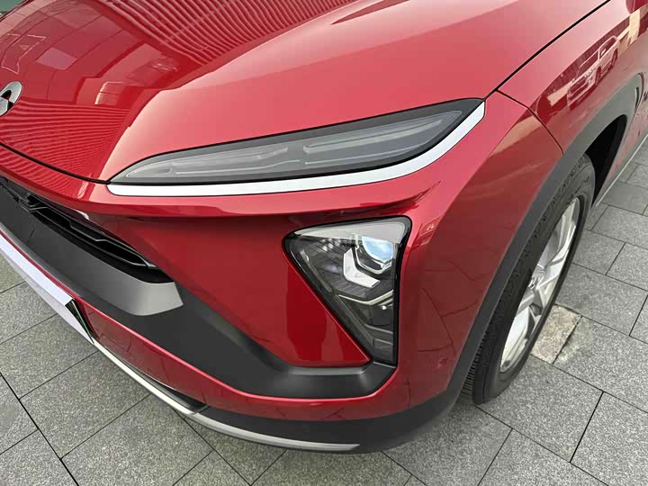 Фото 7 - Nio ES6