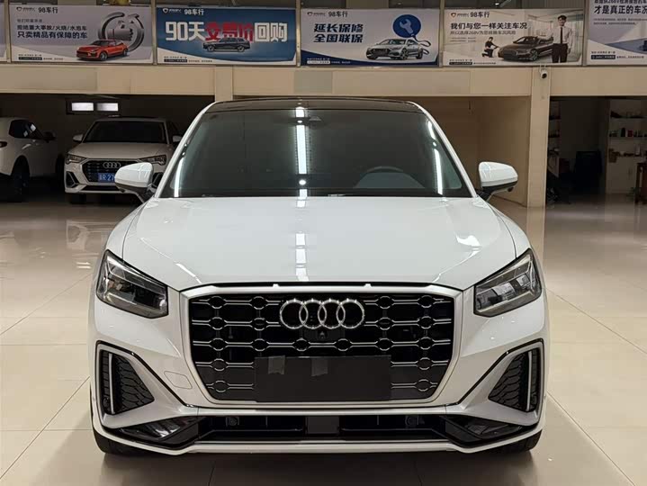 Фото 2 - Audi Q2L