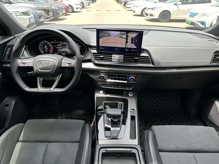 Фото 4 - Audi Q5L Sportback