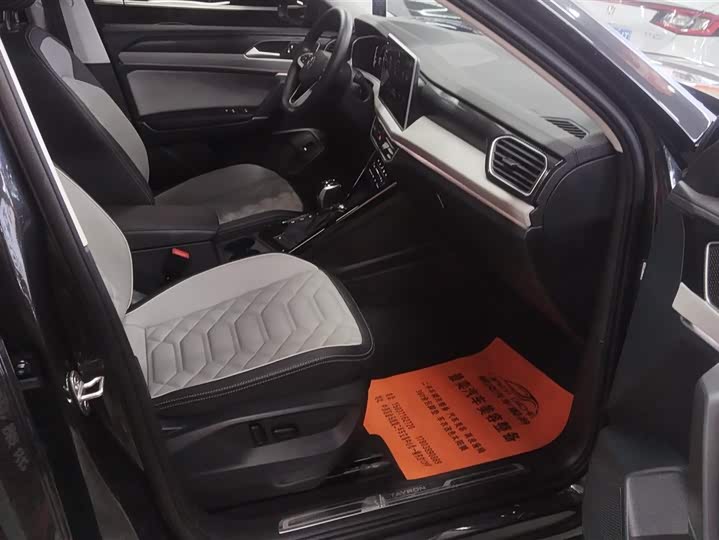 Фото 8 - Volkswagen Tayron