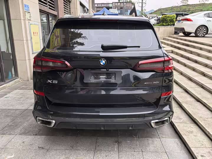 Фото 8 - BMW X5