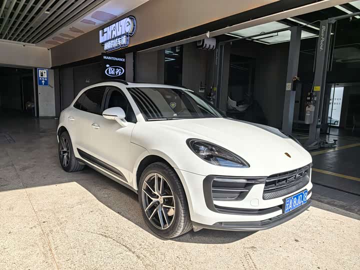 Фото 2 - Porsche Macan