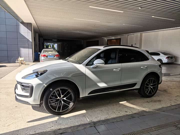 Фото 3 - Porsche Macan