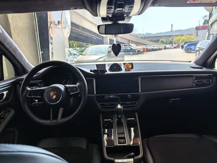 Фото 7 - Porsche Macan