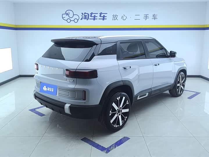 Фото 3 - Geely Icon