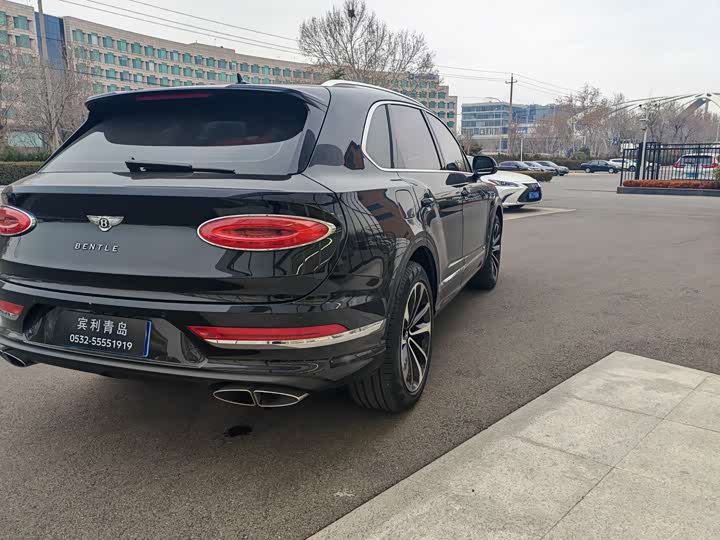 Фото 8 - Bentley Bentayga