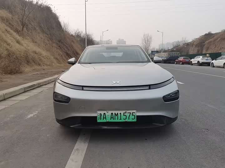 Фото 2 - XPeng P7