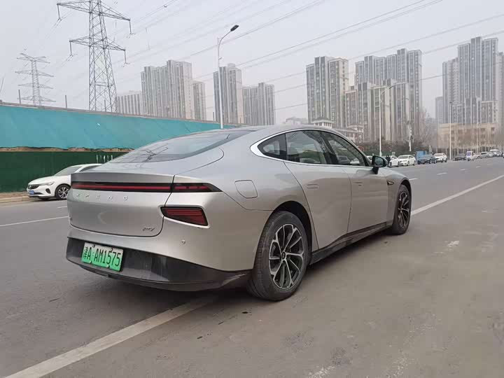 Фото 9 - XPeng P7