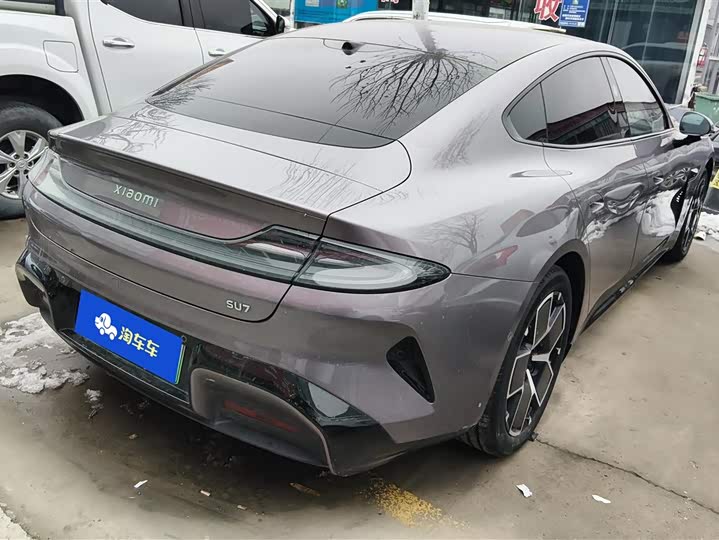 Фото 3 - Xiaomi SU7