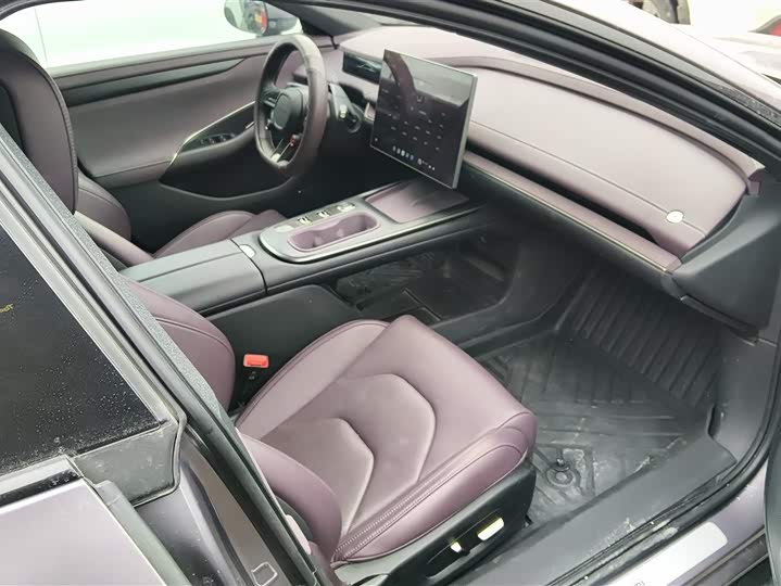 Фото 8 - Xiaomi SU7