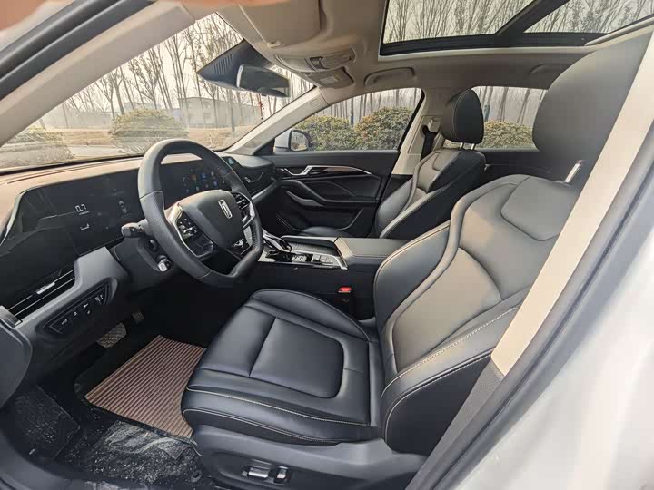 Фото 4 - Bestune B70