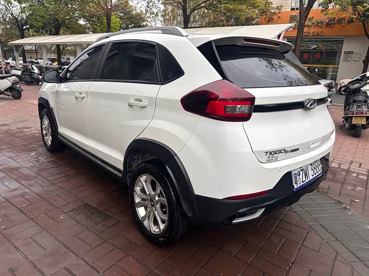 Фото 8 - Chery Tiggo 3x