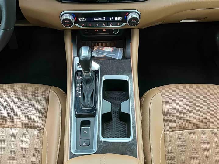 Фото 5 - Nissan Teana