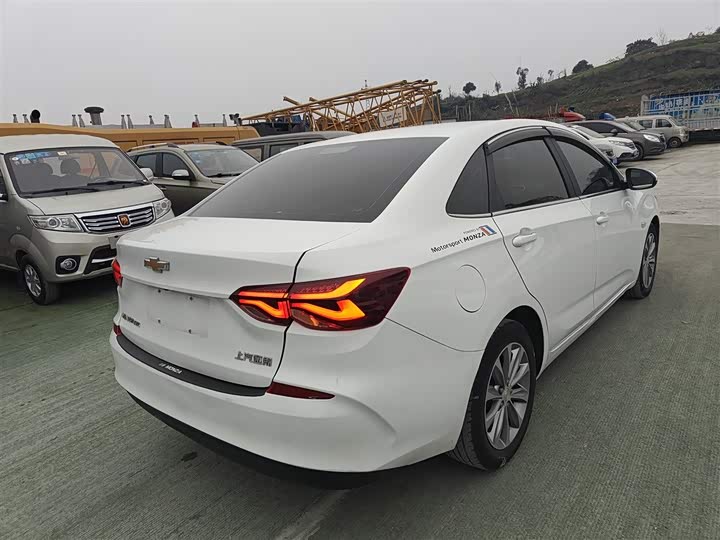 Фото 7 - Chevrolet Monza