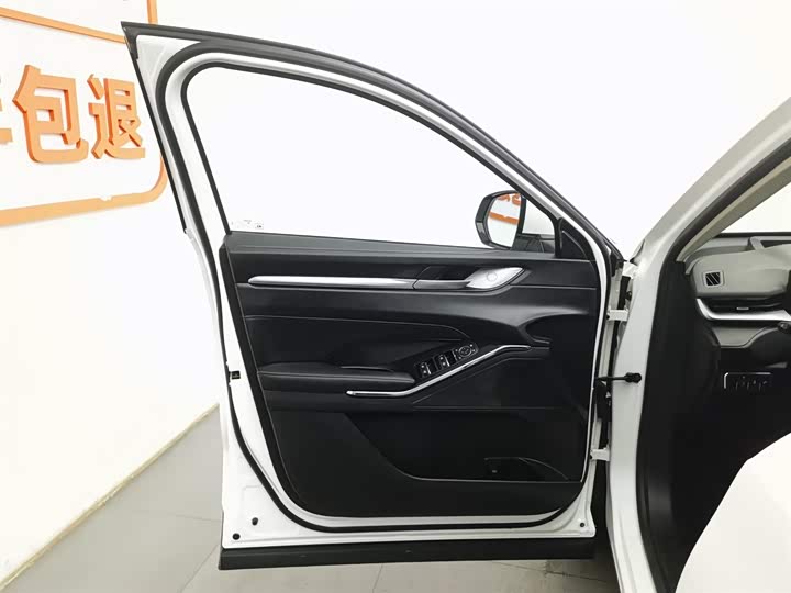 Фото 8 - Haval H6