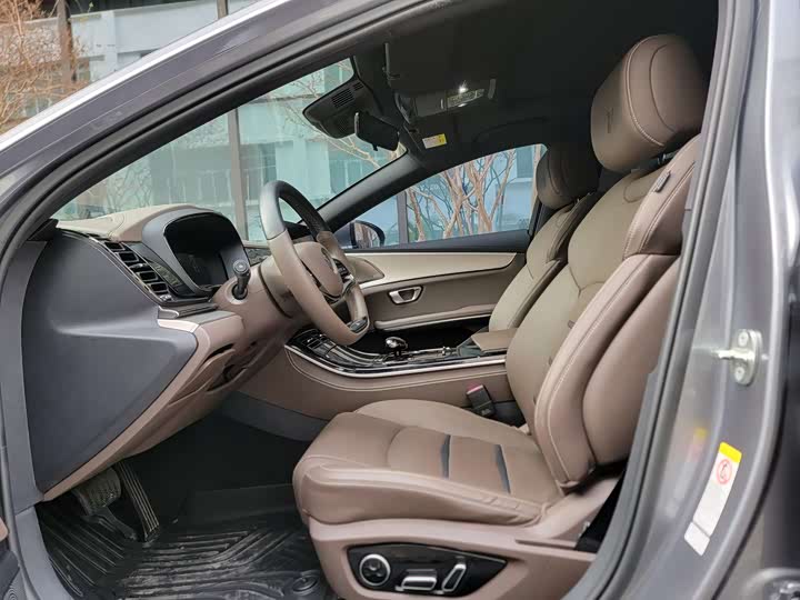 Фото 7 - BYD Han