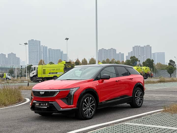 Фото 1 - Cadillac Optiq