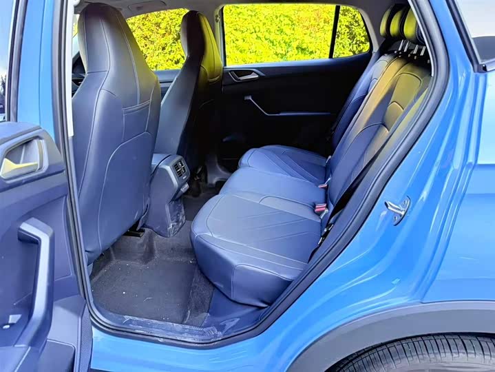 Фото 6 - Volkswagen Tharu