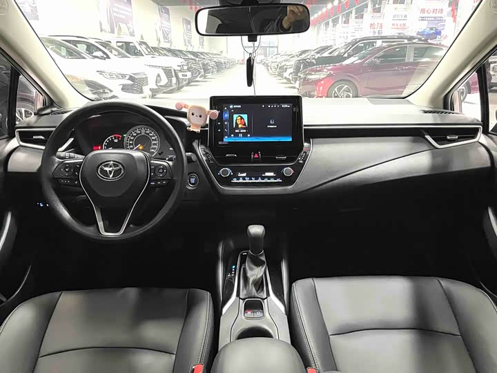 Фото 6 - Toyota Corolla