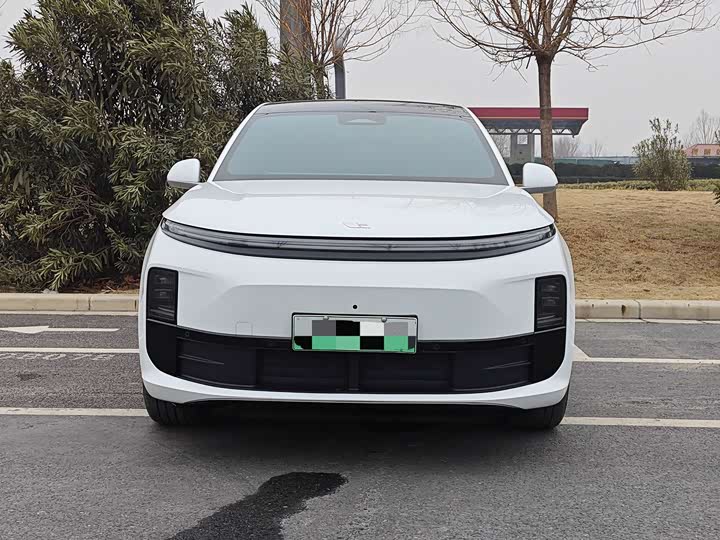 Фото 1 - LiXiang L6