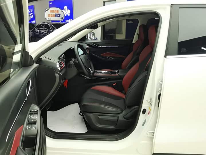 Фото 9 - Changan Oshan X5