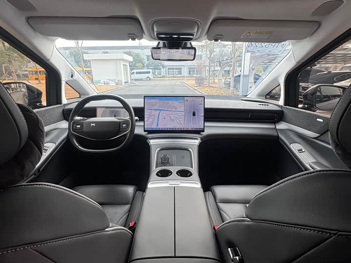 Фото 7 - XPeng X9