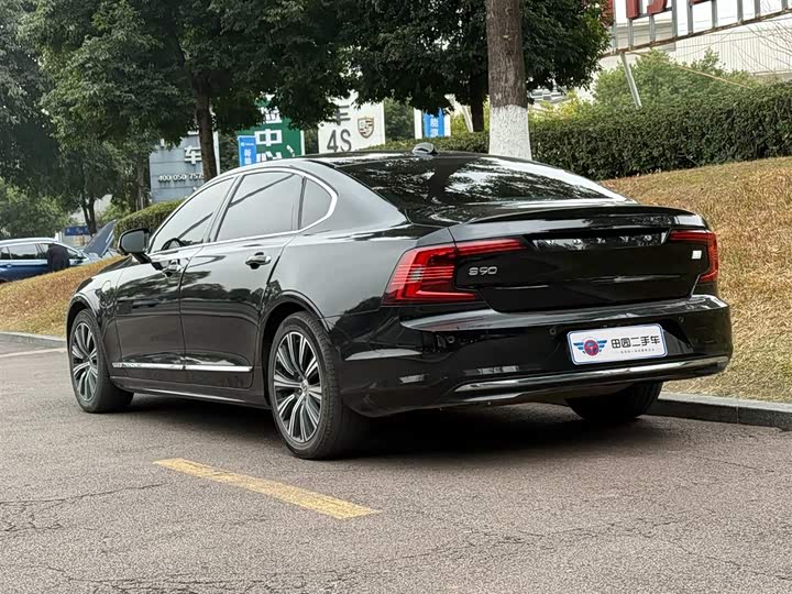 Фото 4 - Volvo S90 Hybrid