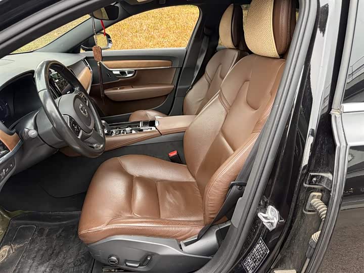 Фото 8 - Volvo S90 Hybrid