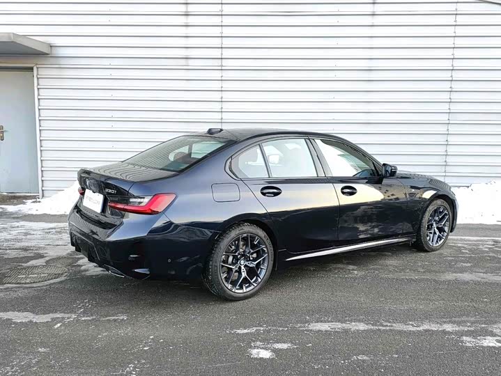 Фото 4 - BMW 3 Series