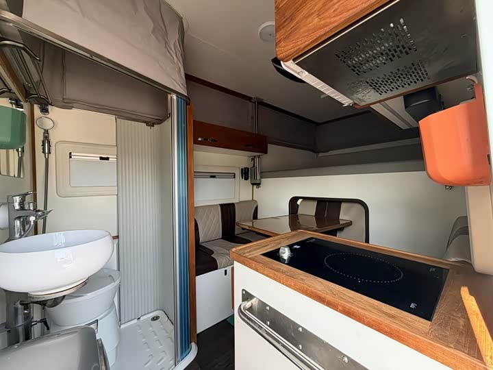 Фото 4 - Ford F-150 Raptor