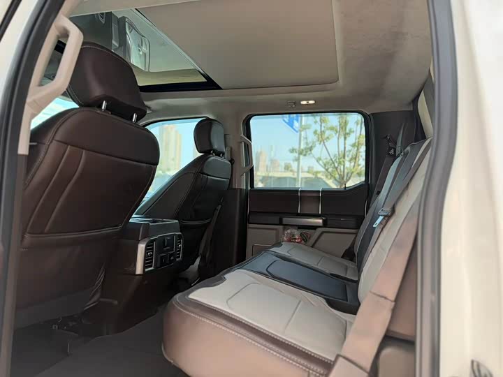 Фото 7 - Ford F-150 Raptor