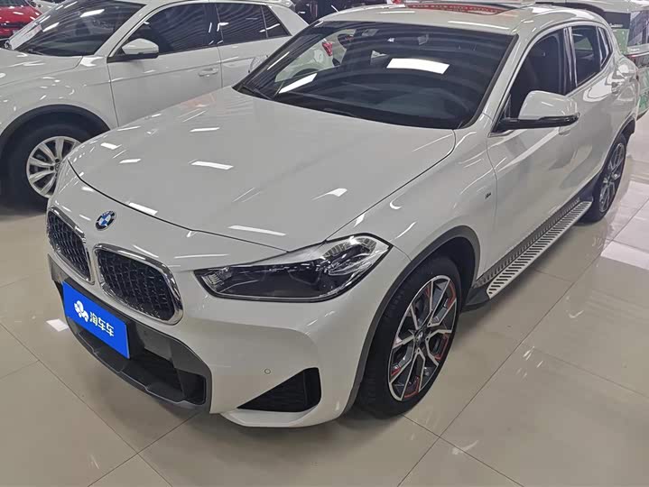 Фото 1 - BMW X2