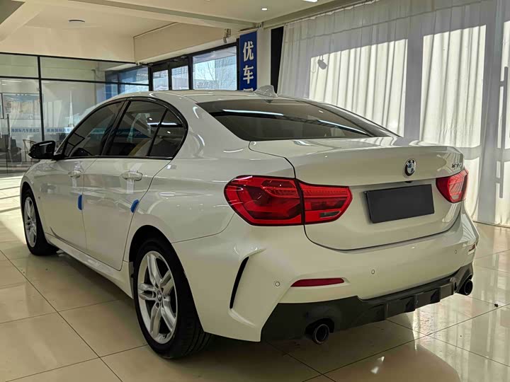 Фото 4 - BMW 1 Series