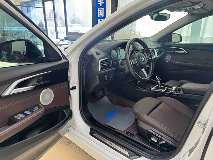 Фото 7 - BMW 1 Series