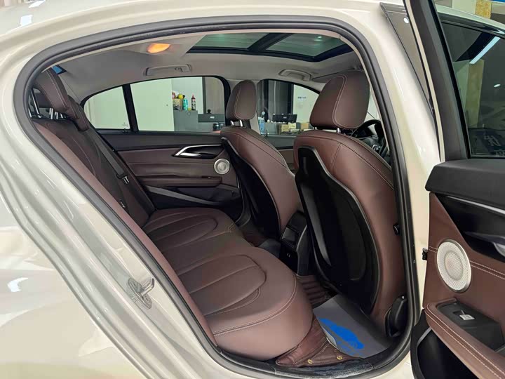 Фото 9 - BMW 1 Series