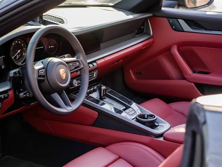 Фото 8 - Porsche 911