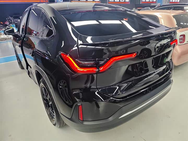 Фото 5 - Nio EC6