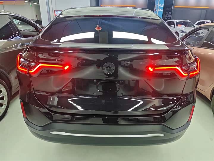 Фото 6 - Nio EC6